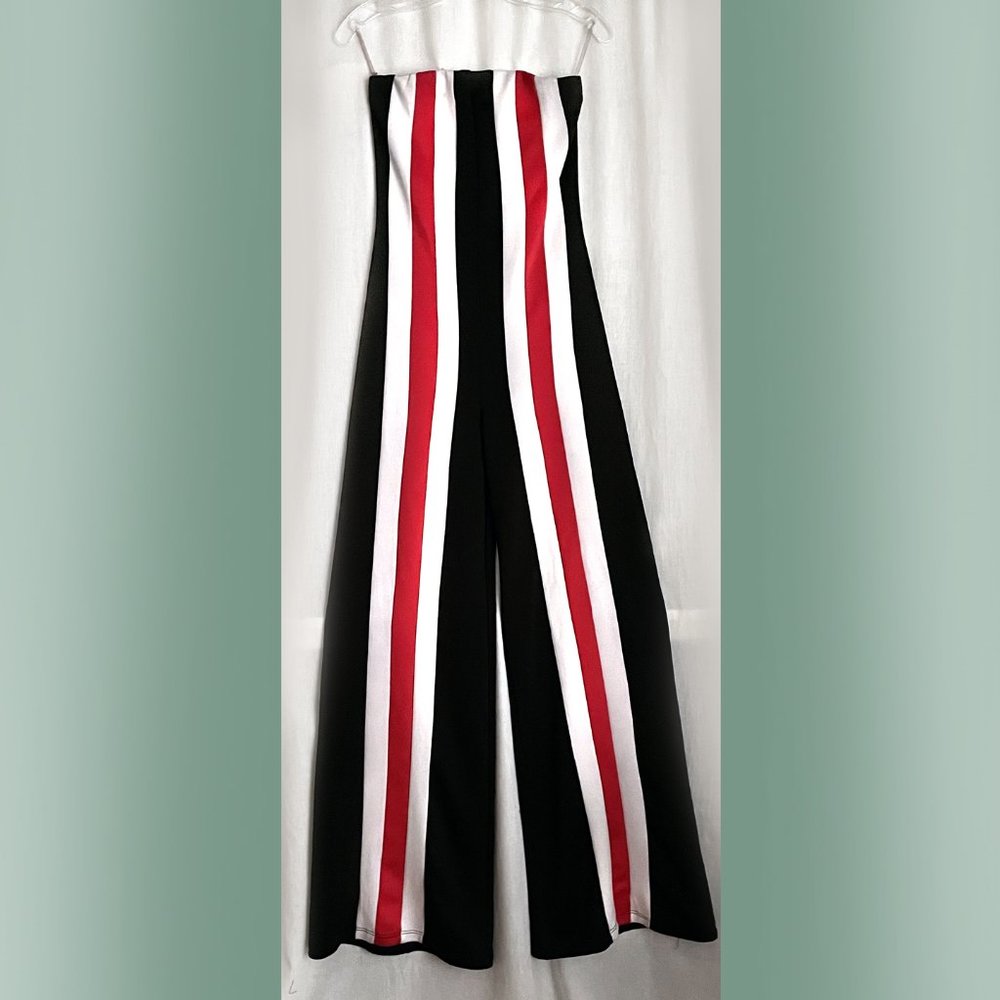 Wide leg women's jumpsuit, long. Size S. Strapless, black.